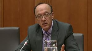 Vinko Gorenak med zaslišanjem