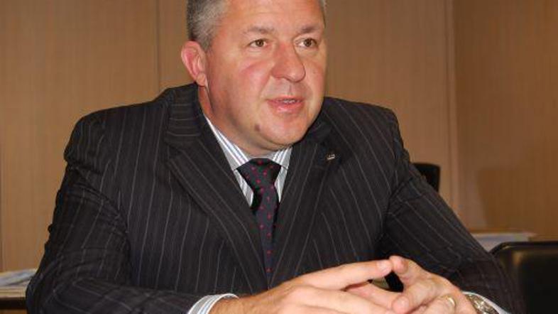 Štefan Vöröš je po duši pustolovec, zato se s svojim terencem rad večkrat poda n