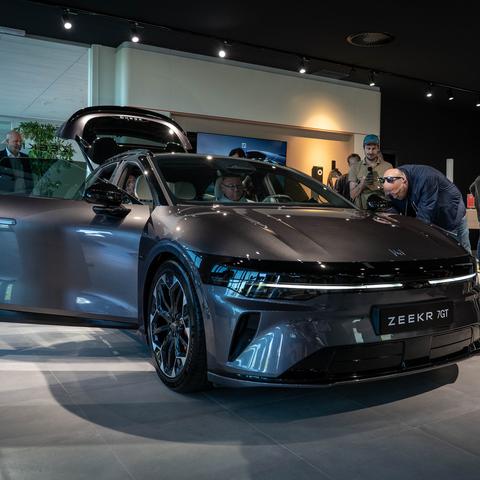 Zeekr GT7