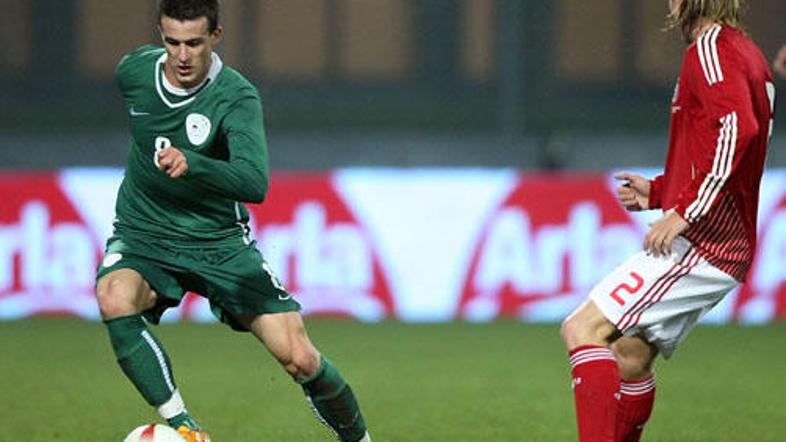 sisicslovenija1_main_despot