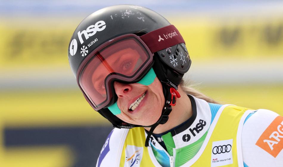 Shiffrin razred zase, Bucik Jogan v drugi vožnji pridobila 15 mest