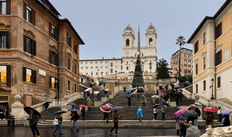 Vlada spremenila odločitev, v Rim gre ...