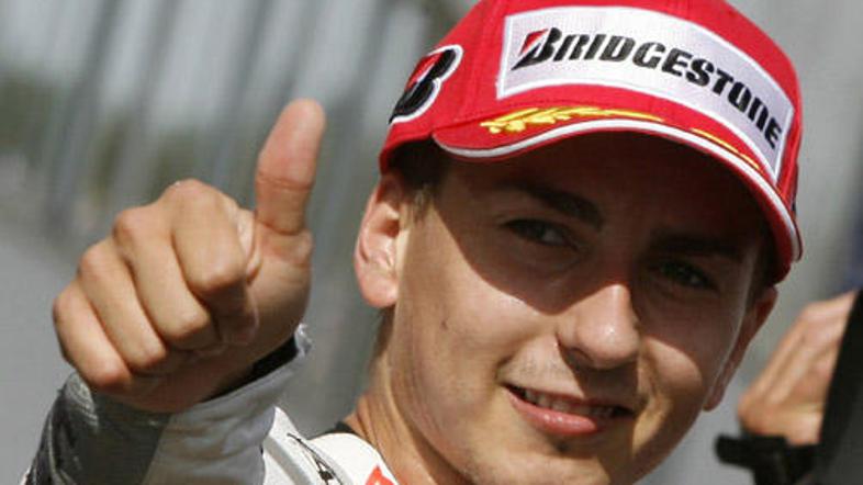 Jorge Lorenzo je po koncu kvalifikacij pokazal katero mesto je osvojil.