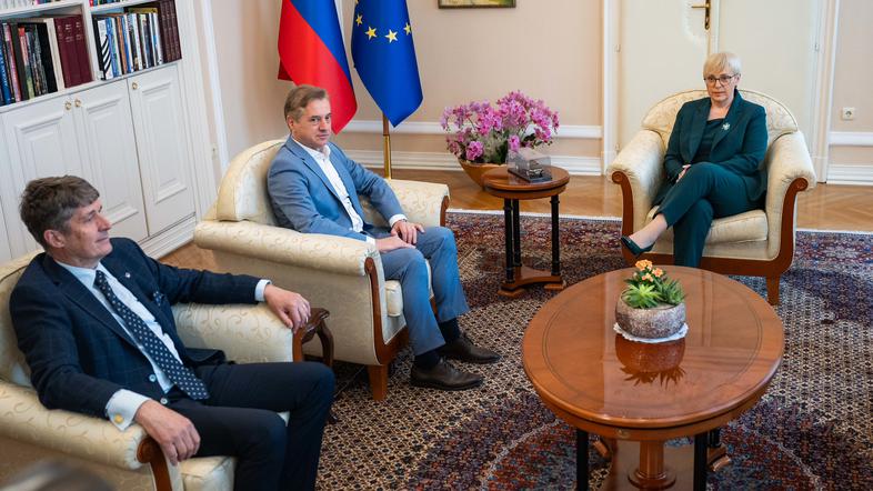 posvetovanje mandatar predsednica Nataša Pirc Musar janez janša robert golob robert sajovic cigler kralj