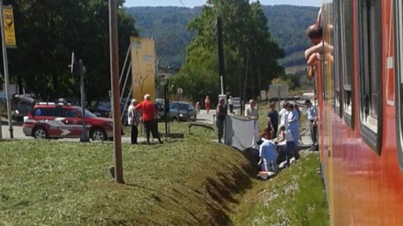 Vlak je pri Ivančni Gorici zbil pešca.