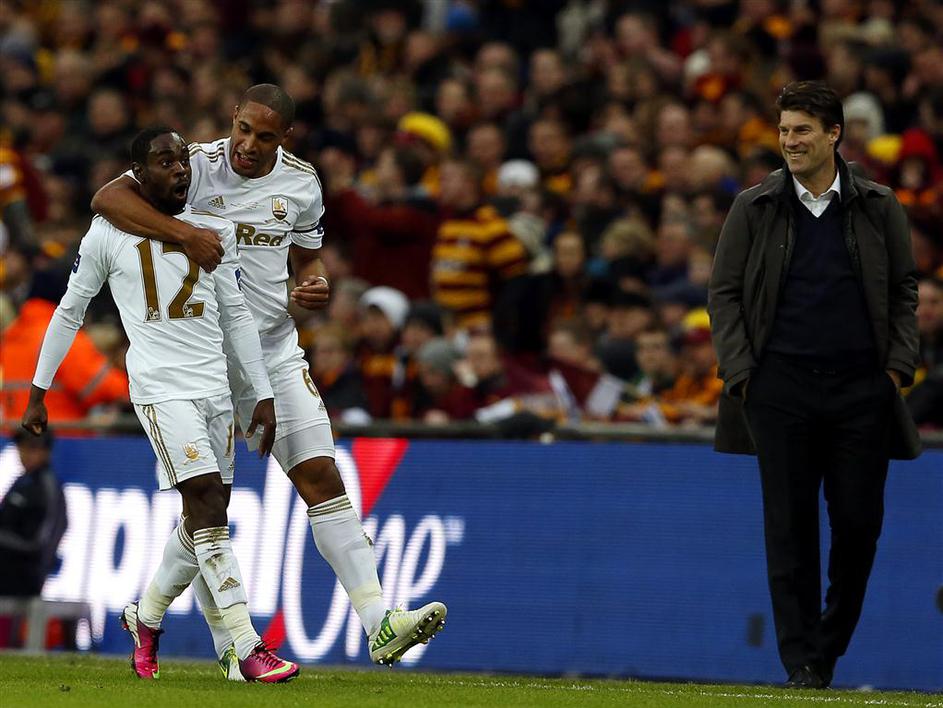 Dyer Laudrup Bradford City Swansea City ligaški pokal Capitol One Cup Wembley