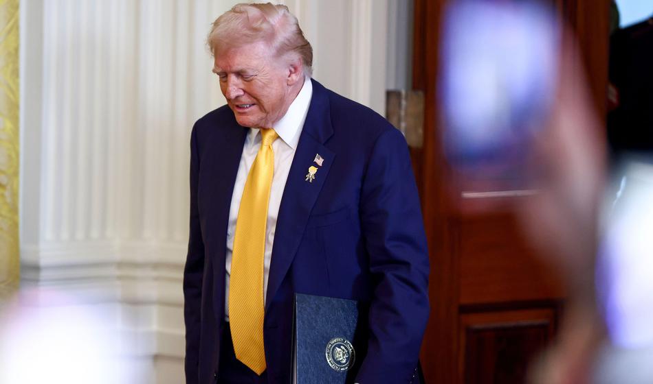 Klofuta za Trumpa, vrhovno sodišče razveljavilo carine