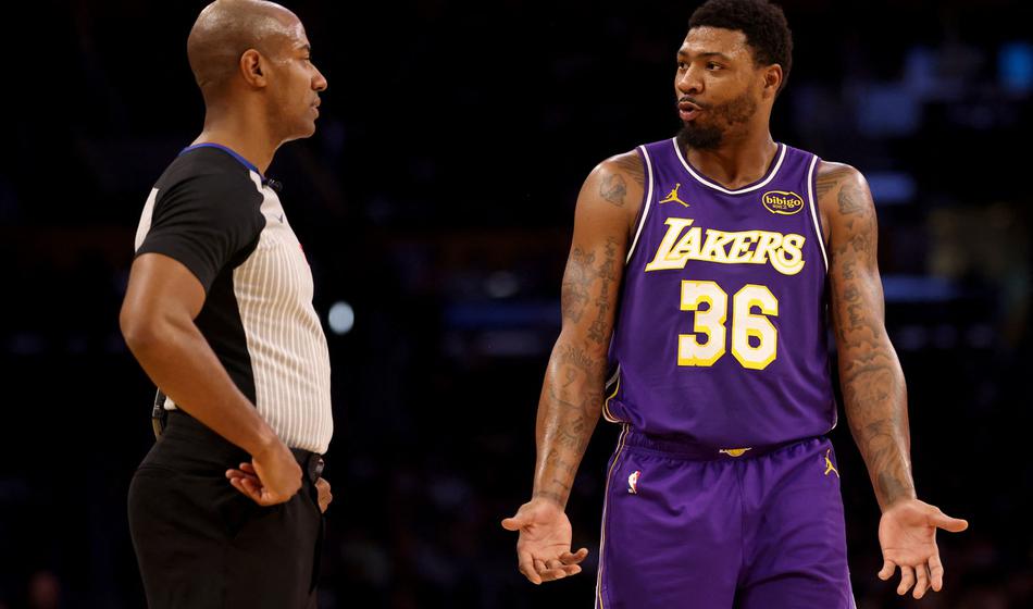 Kazen za Dončićevega soigralca zaradi geste, ki jo je namenil sodnikom