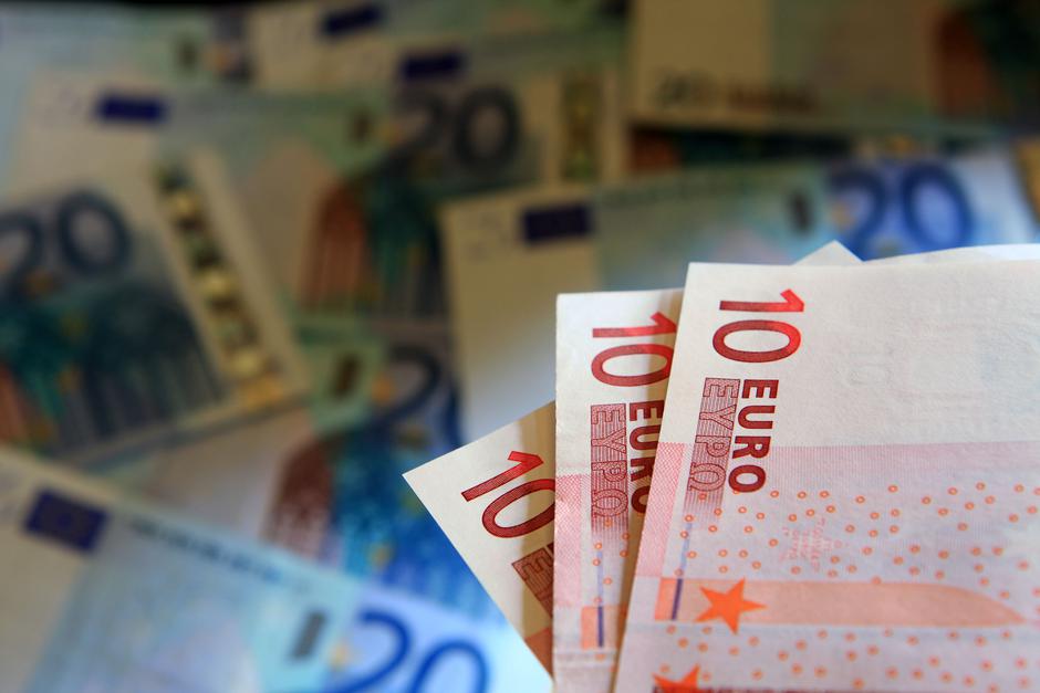 Denar, evro | Avtor: Profimedia