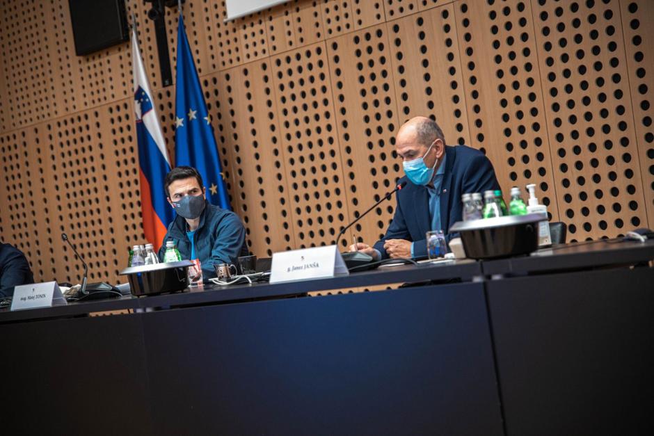 vlada janez janša brdo seja vlade | Avtor: Vlada RS