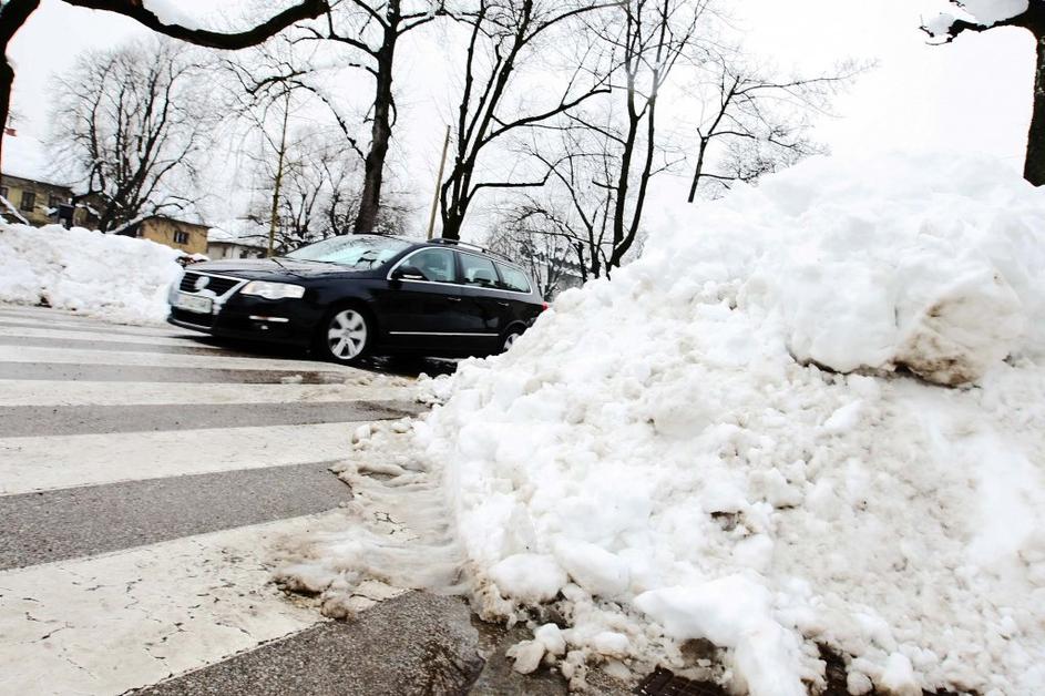 Zasneženo križišče