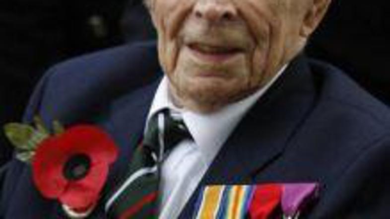 Harry Patch se je v spominih vračal v jarke prve svetovne vojne. Pripovedoval je