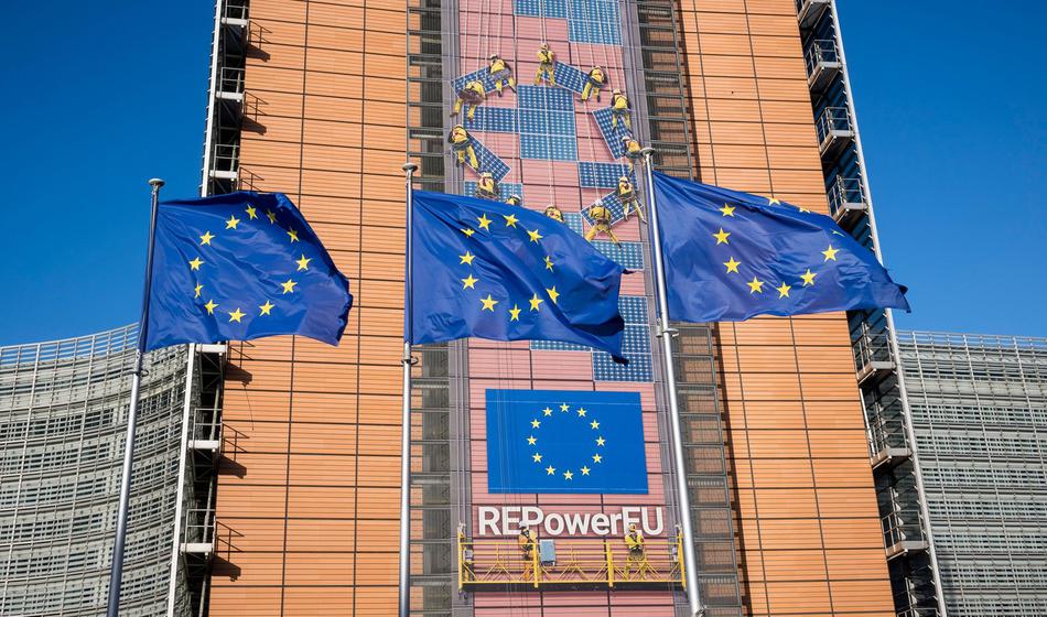 Velik preobrat pri prepovedi motorjev z notranjim zgorevanjem