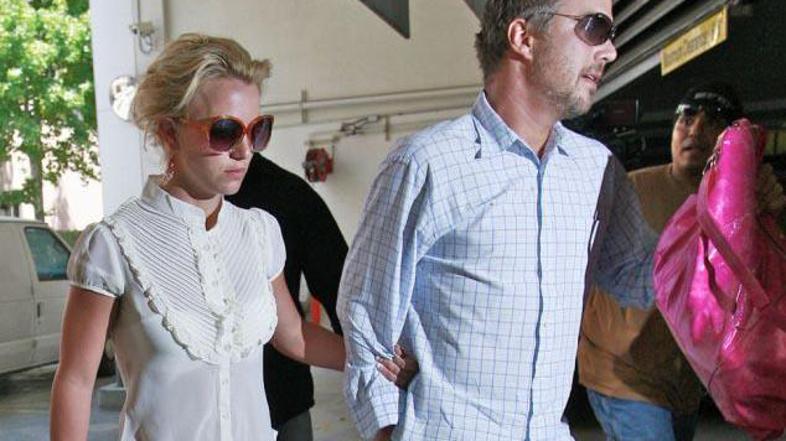 Zaljubljenca naj bi načrtovala poroko. (Foto: Flynet/JLP)