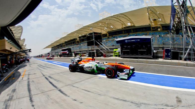 Di Resta VN Bahrajna Sakhir Manama trening