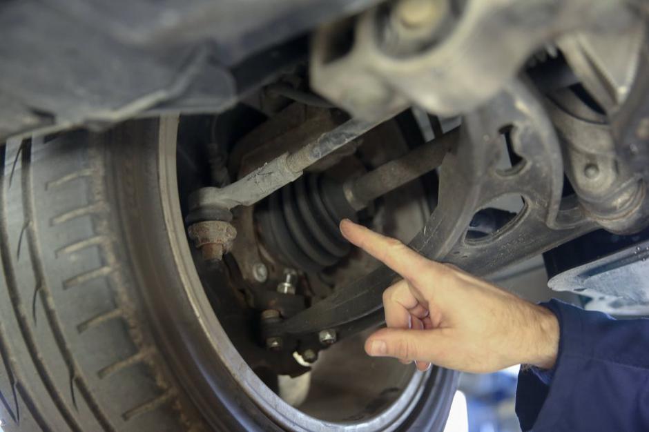 tehnični pregled | Avtor: Saša Despot