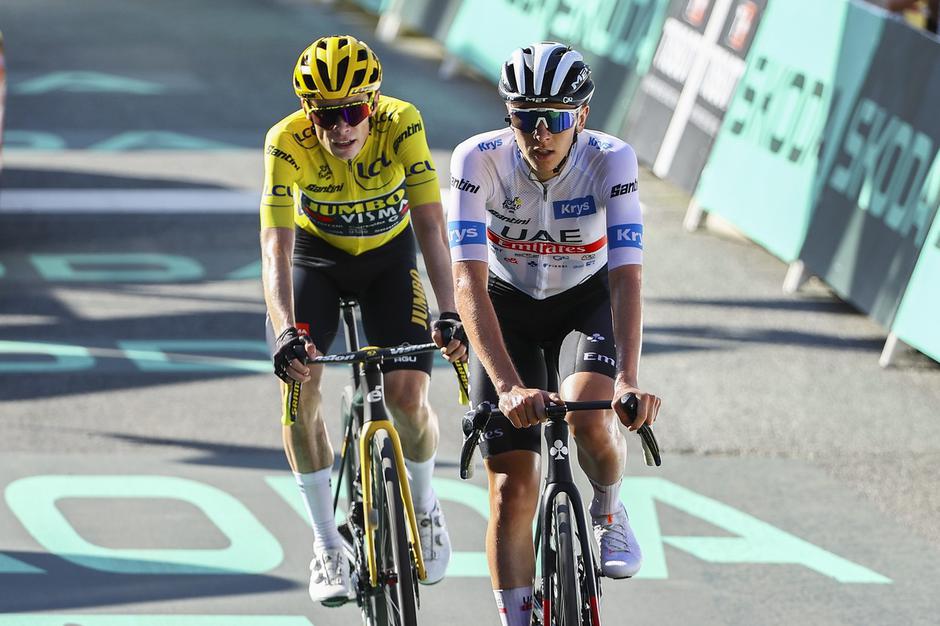 Tadej Pogačar in Jonas Vingegaard | Avtor: Profimedia