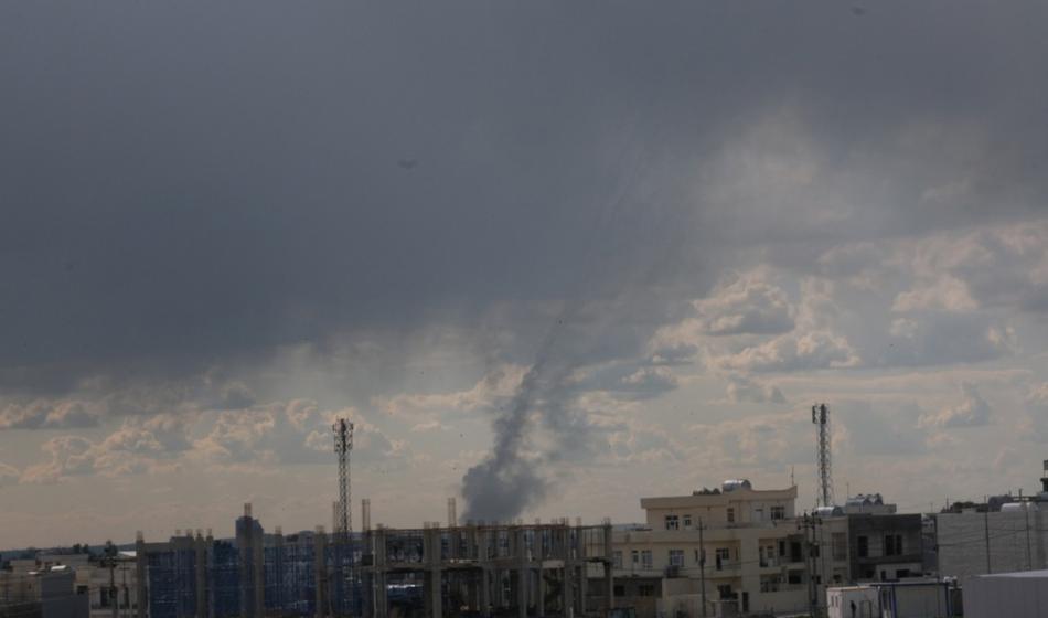 Spopadi zajeli še eno državo, prva poročila o žrtvah