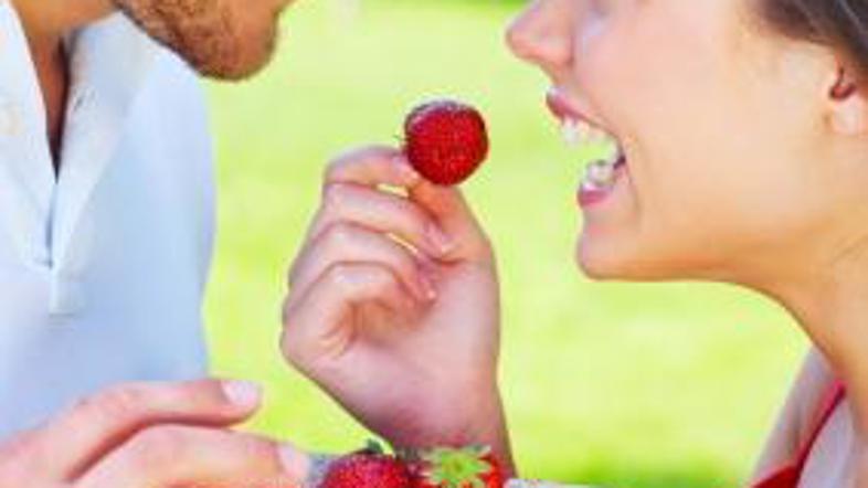 Namesto s čokolado se posladkajte s sadjem.