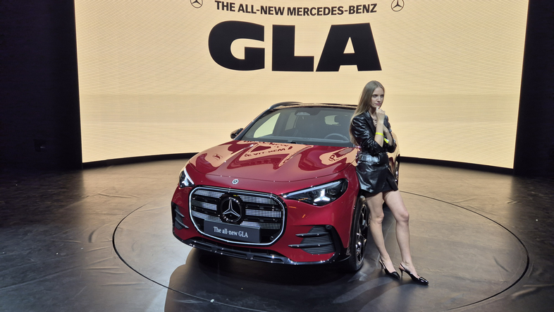 Na premieri nove generacije mercedes-benz GLA