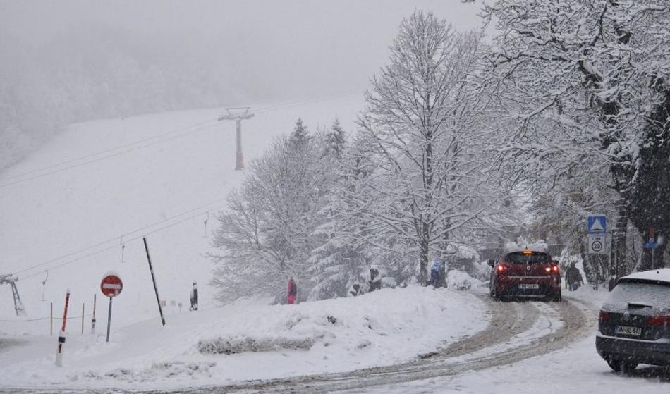 Pozor, vrača se sneg: Znano, kje in kdaj bo snežilo