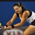 Casey Dellacqua naj bi imela po mnenju Rogerja Rasheeda preveč kilogramov.