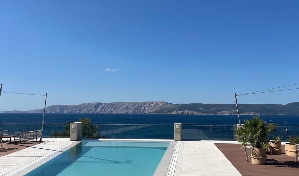 Odprli 250-milijonski turistični kompleks, polovico apartmajev kupili Slovenci