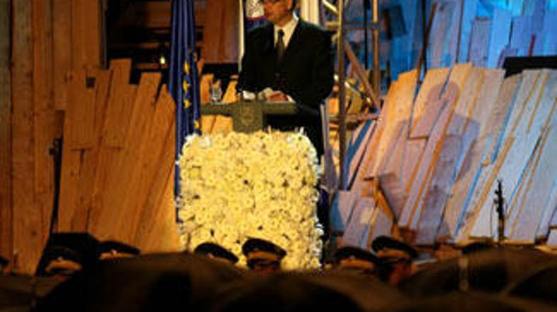 Po besedah predsednika države spoštovanje avtoritete državnih ustanov v Slovenij