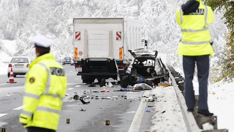 Nesreča na dolenjski avtocesti