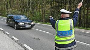 Policisti s PU Murska Sobota bodo danes opravljali meritve hitrosti med Lendavo 