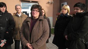 "Dovolj imamo grdega obnašanja ravnatelja, šikaniranja in nepravilnosti," so pre