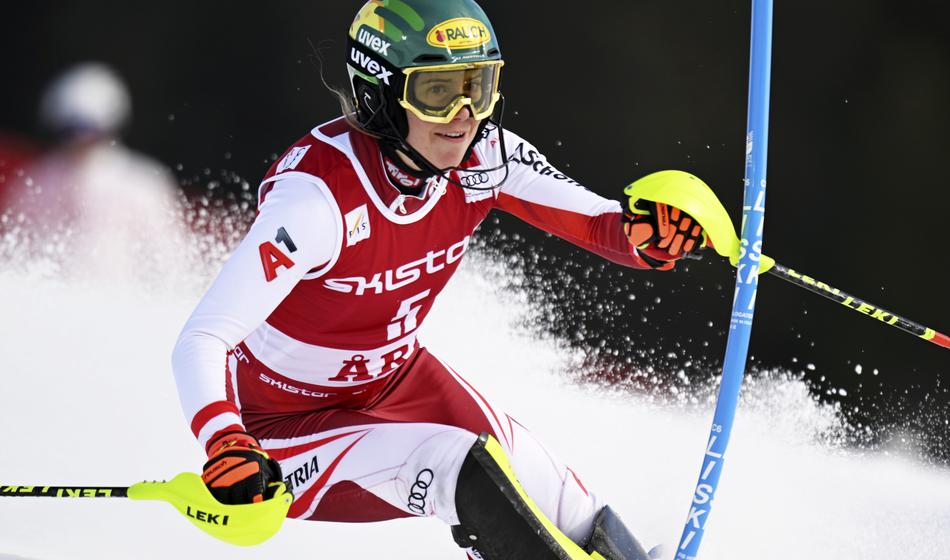 Šok! Ena najboljših smučark sveta zaradi poškodbe ob olimpijske igre!