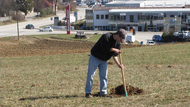 Tako so arheologi pred dobrim letom predhodno raziskovali traso južnega dela tre