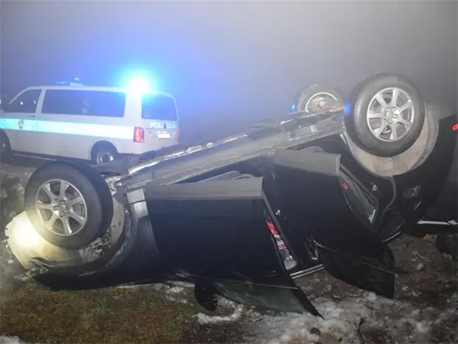 prometna nesreča prevrnjeno vozilo | Avtor: PU međimurska