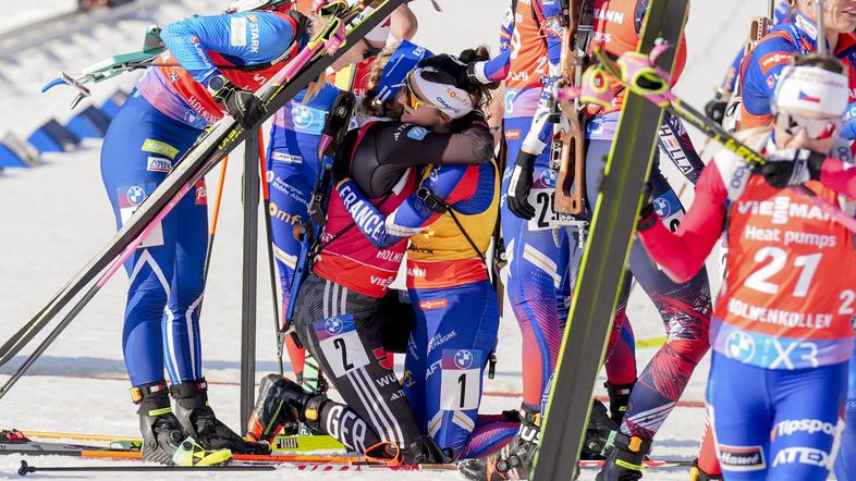 Franziska Preuss in Lou Jeanmonnot