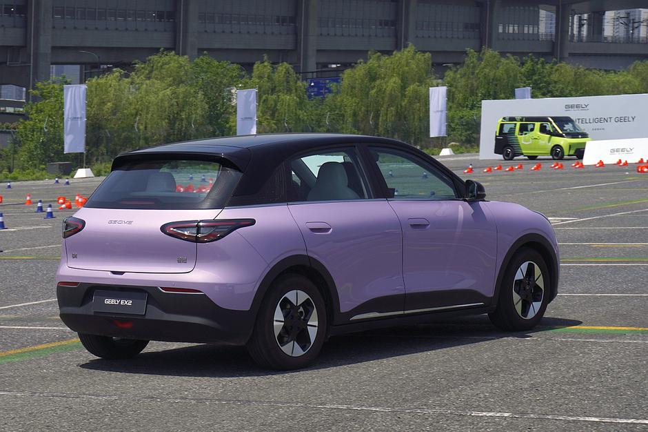 gelly EX2, geely E2 | Avtor: Matija_Janežič