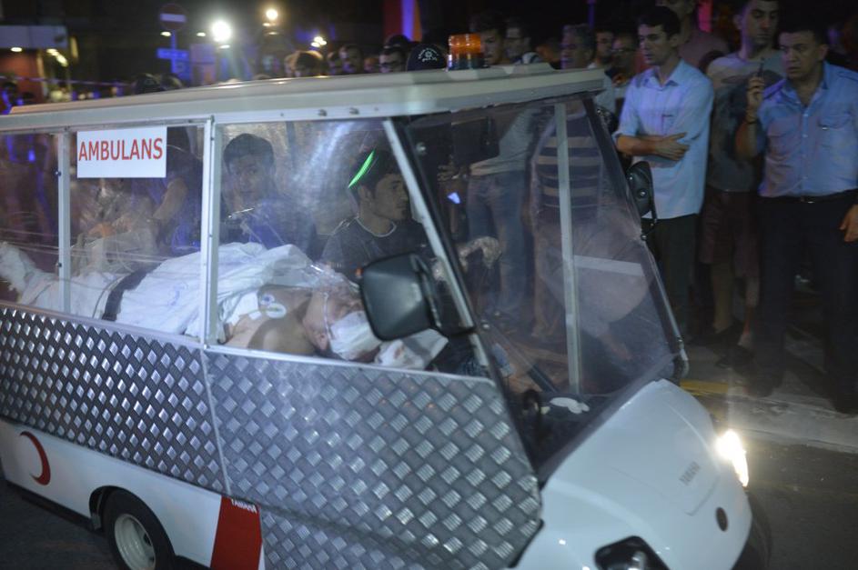 Napad na letališče v Carigradu