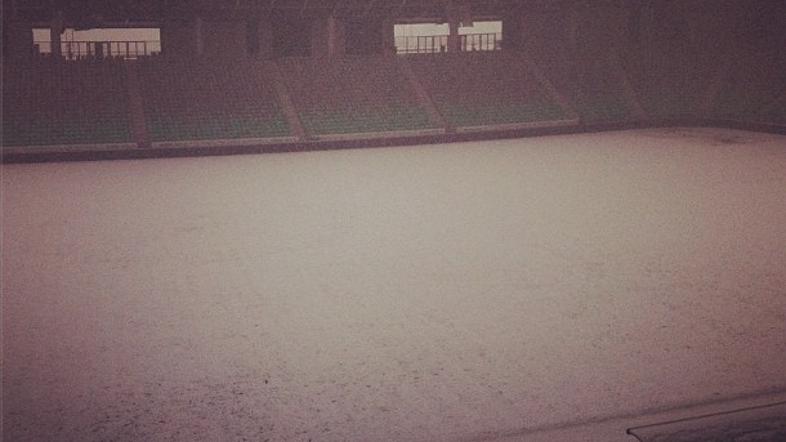 Stožice stadion Slovenija Bosna in Hercegovina sneg vreme prijateljska tekma