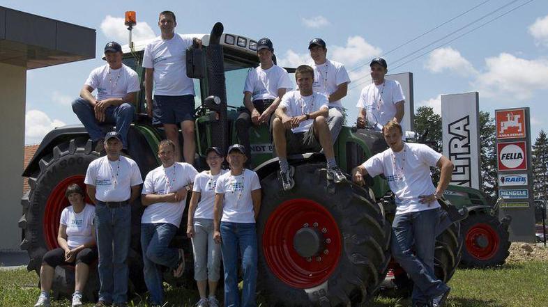 V finale so se uvrstili Rajko Mužerlin, Bojan Gracar, Aleš Plut, Janez Zaverl, M