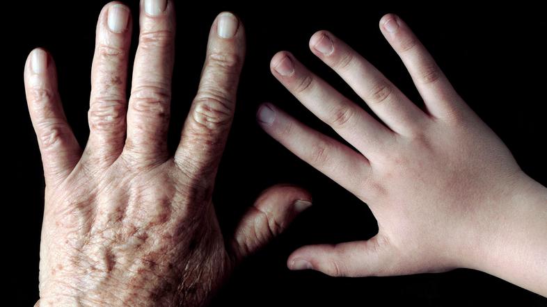 Stare in otroške roke