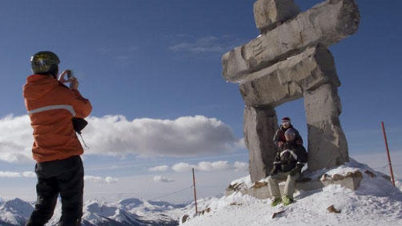 Inukshuk na gori Whistler. Več jih poglejte v fotogaleriji. (Foto: Reuters)