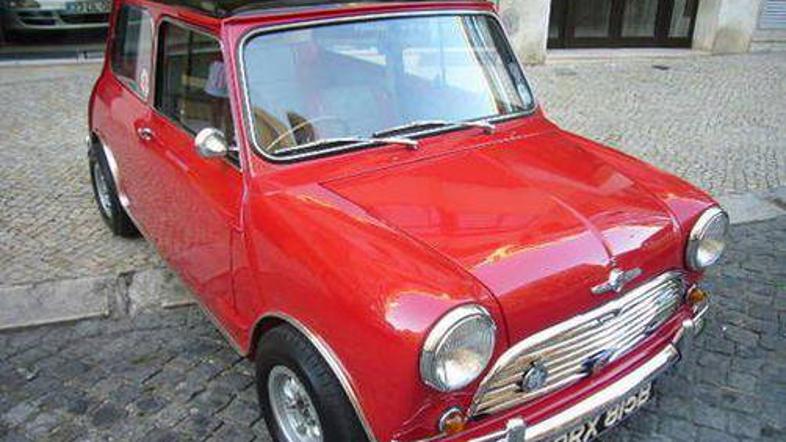 Navduši že pogled.