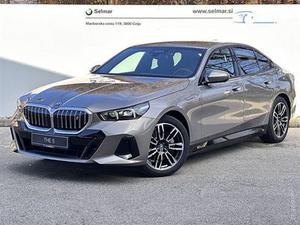 BMW i5 eDrive40 Limuzina