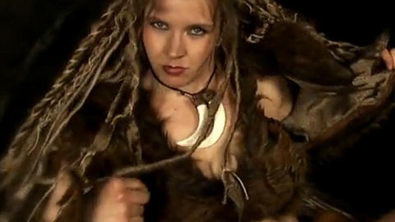 Če ji ni uspelo pri nas, ji bo nekoč morda v tujini. (Foto: Youtube)