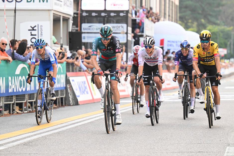 Primož Roglič in Aleksander Vlasov | Avtor: Profimedia