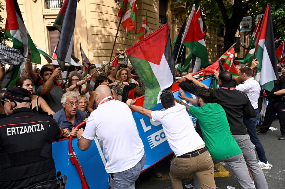 Protesti na Vuelti | Avtor: Profimedia