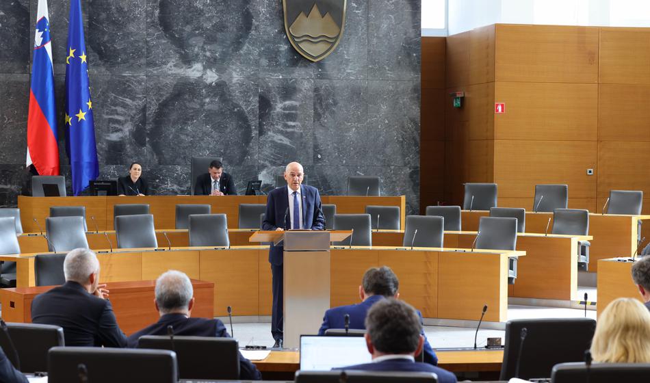 Janez Janša: "Tega je z današnjim dnem nepreklicno konec!"