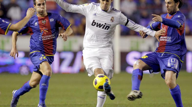 Kaka (v sredini) in Sergio