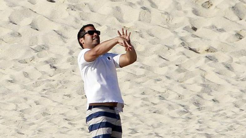 Jessica Alba Cash Warren