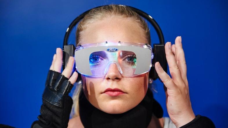 Ford razvil obleko, ki bo mlade odvračala od vožnje pod vplivom drog